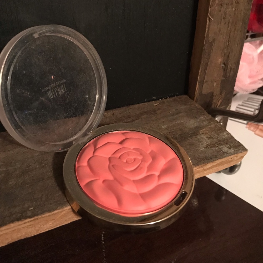 Milani blush